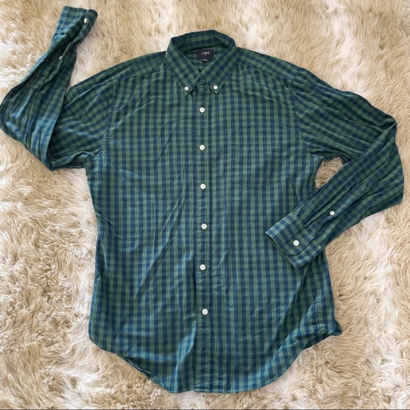 J. Crew Other - ‼️3 for 43‼️J Crew Like New! Gingham Button down.